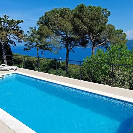 Apartment Butterfly 1 - Opatija By Guide Brsec